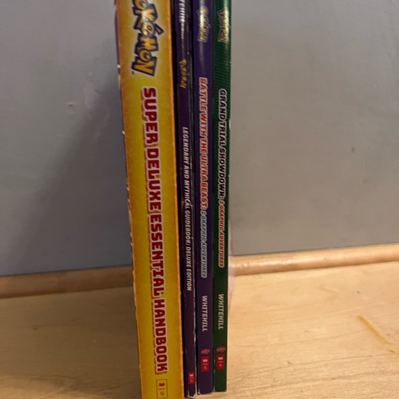 Pokemon deluxe guidebook/mythical handbook/graphic novel lot - Picture 11 of 13